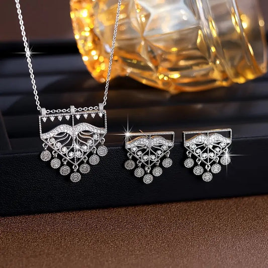 Set collana e orecchini vintage classico premium